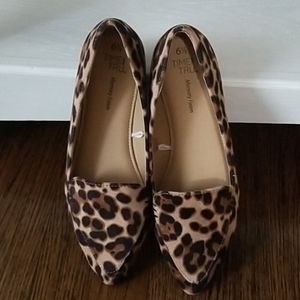 Leopard print flats